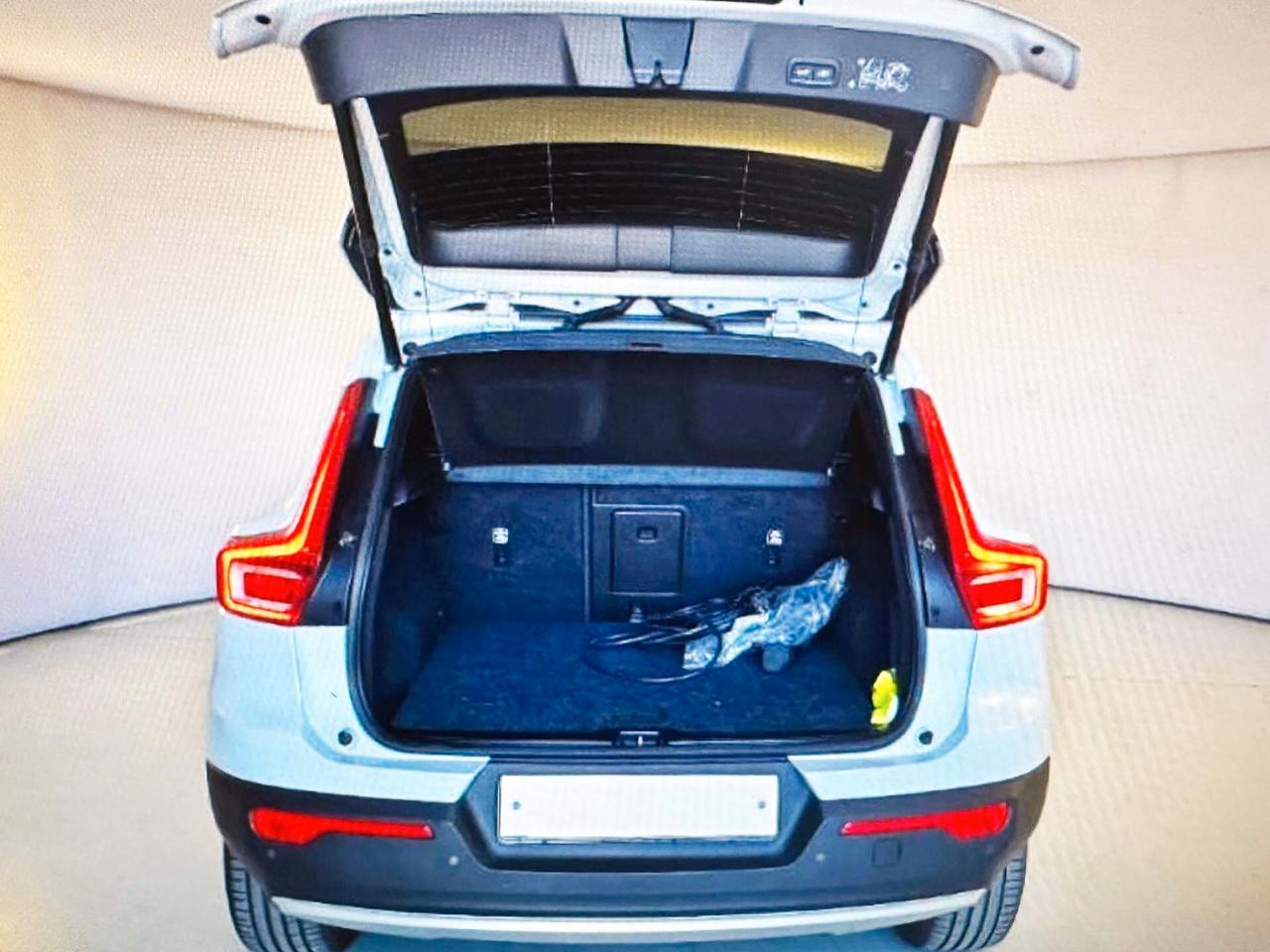 Volvo XC40 T5 Plug-in Hybrid Inscription Expression Tetto Apribile Interni in Pelle Unicopro. Fatturaabile