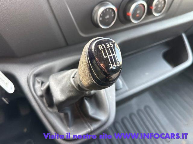 RENAULT Master T35 2.3 dCi 135 CV Pianale Cabinato Ice + IVA