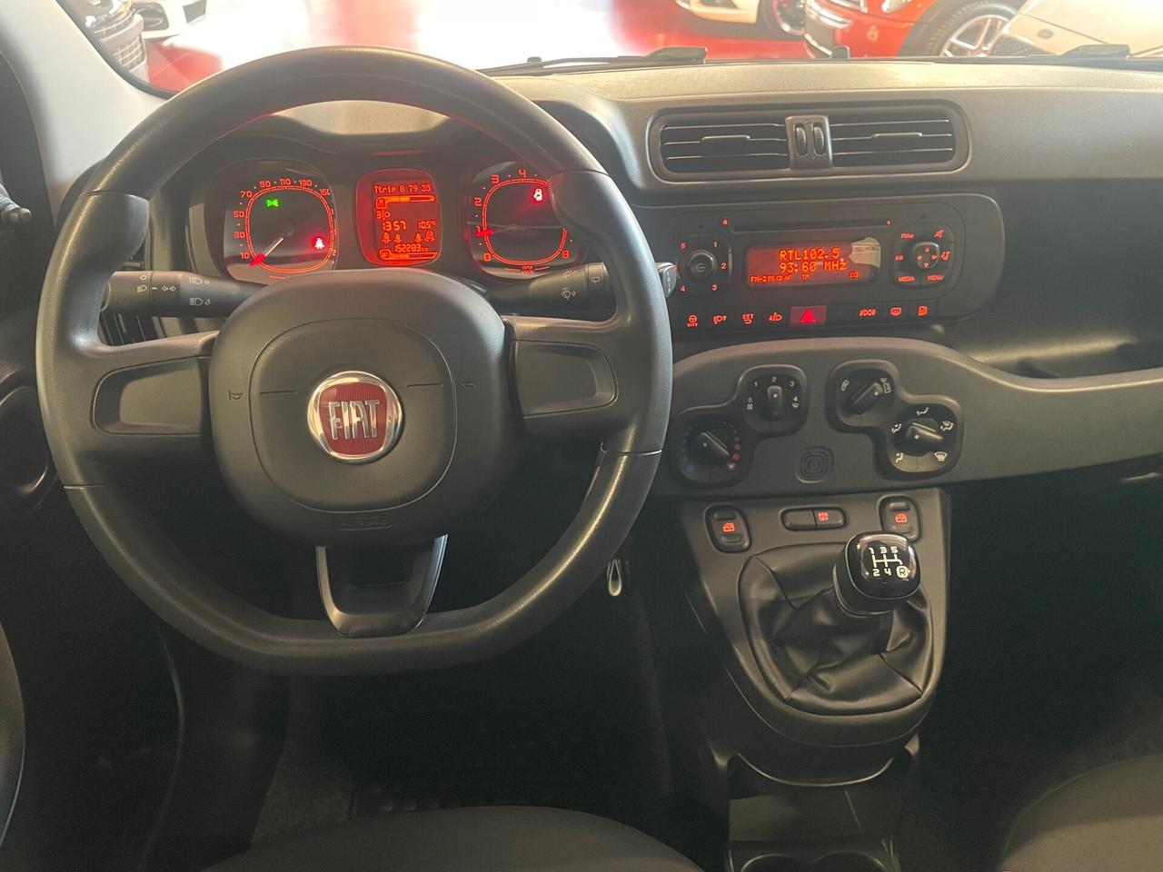 FIAT PANDA BENZINA/METANO NEOPATENTATI