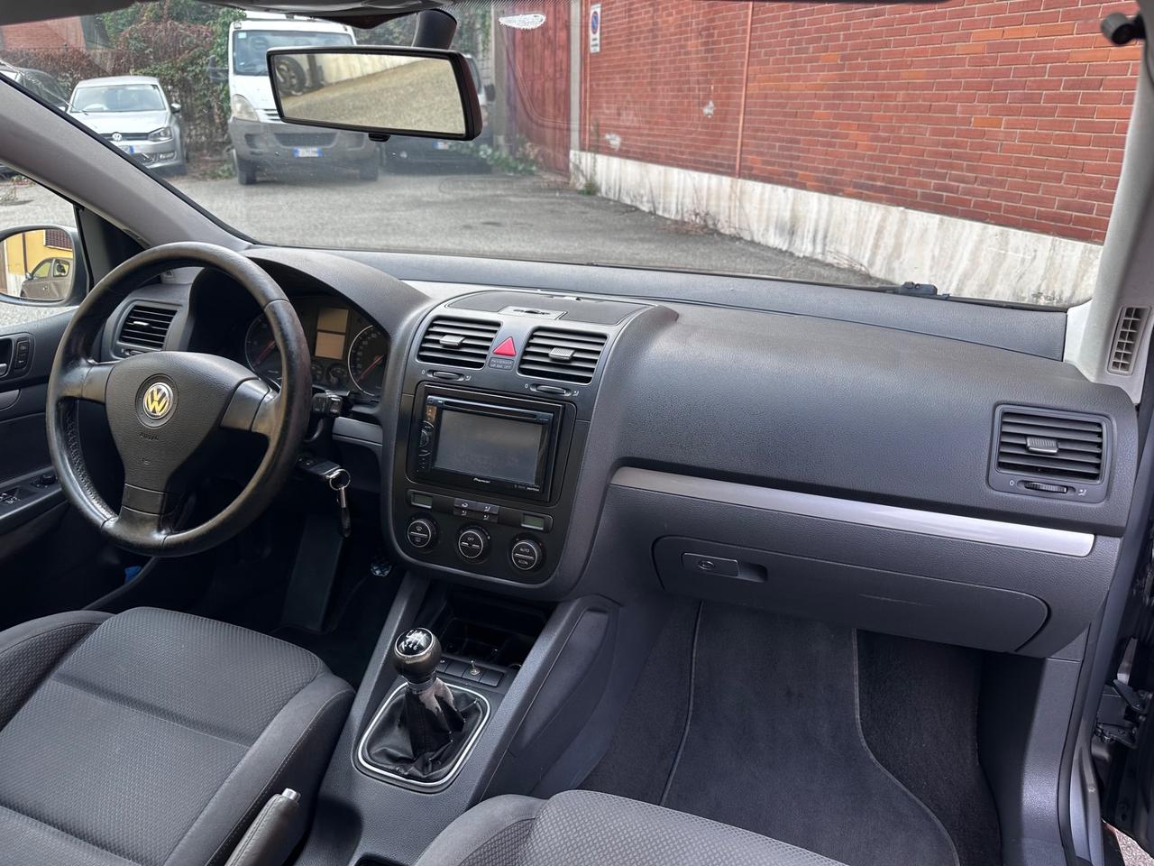 Volkswagen Golf 2.0 16V TDI 3p. Sportline