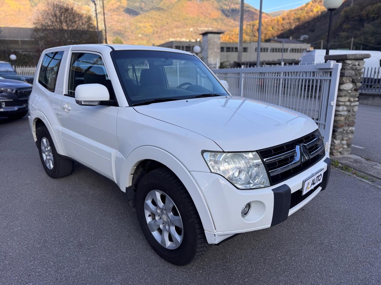 Mitsubishi Pajero 3.2 DI-D 16V 3p. Invite DPF