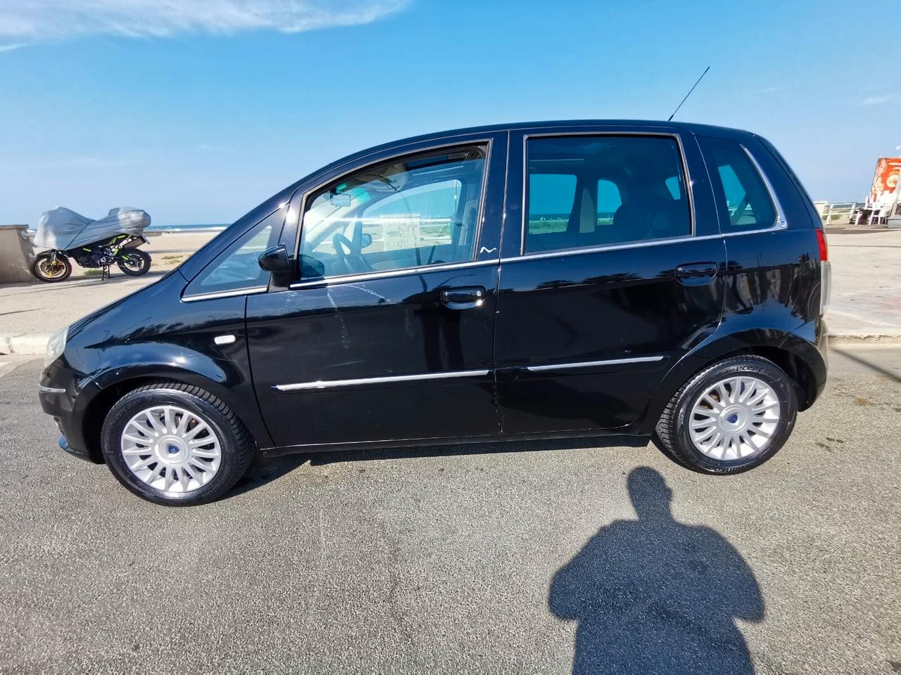 Lancia MUSA 1.4 16V Platino TETTO/PELLE