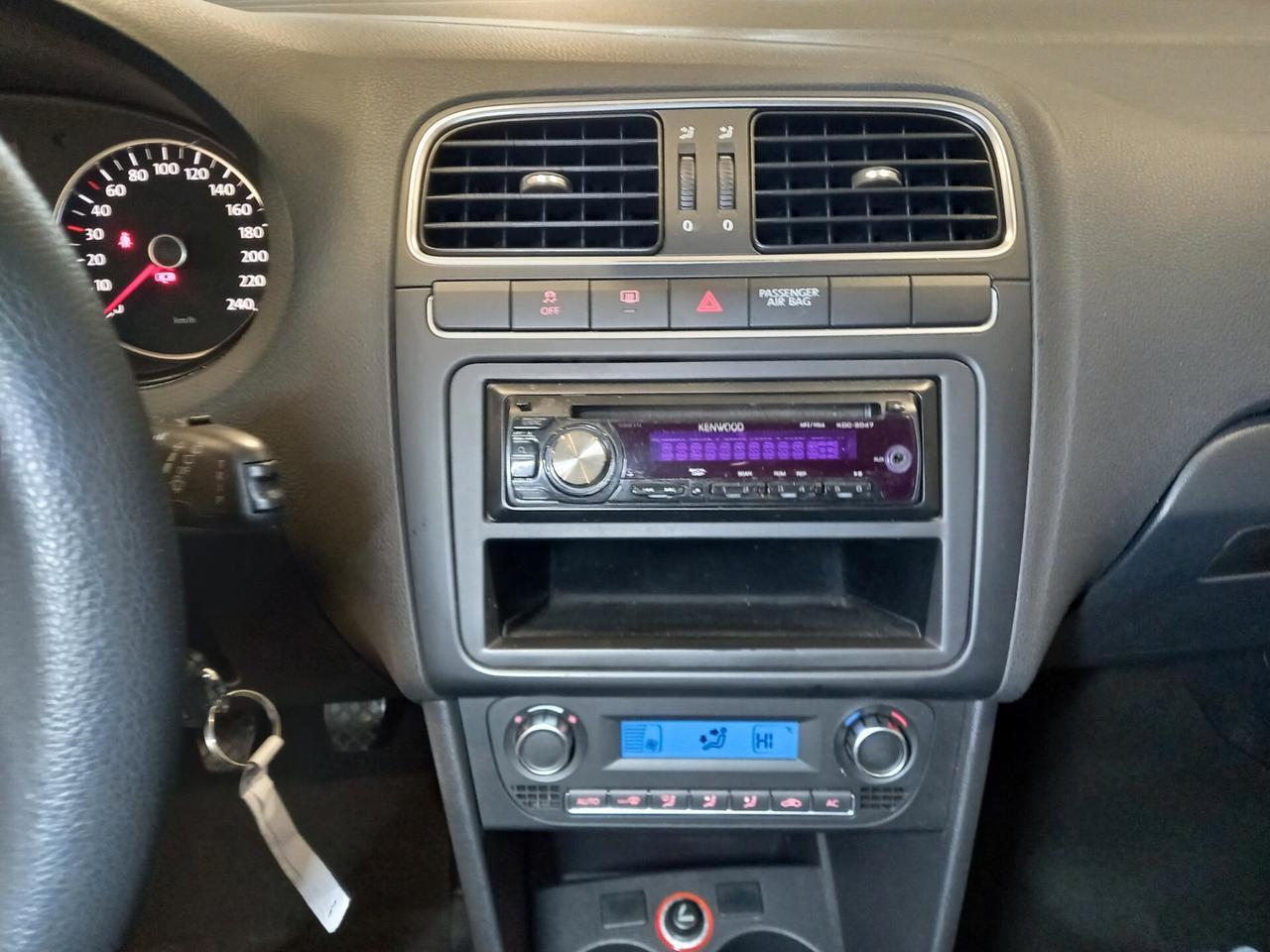 Volkswagen Polo 49.000 km VENDUTA