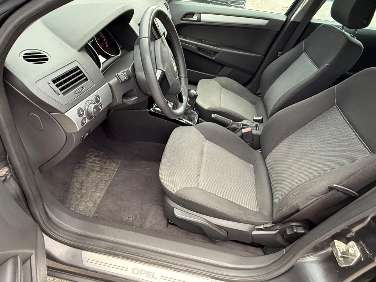 Opel Astra 1.6 16V GPL-TECH Station Wagon Enjoy
