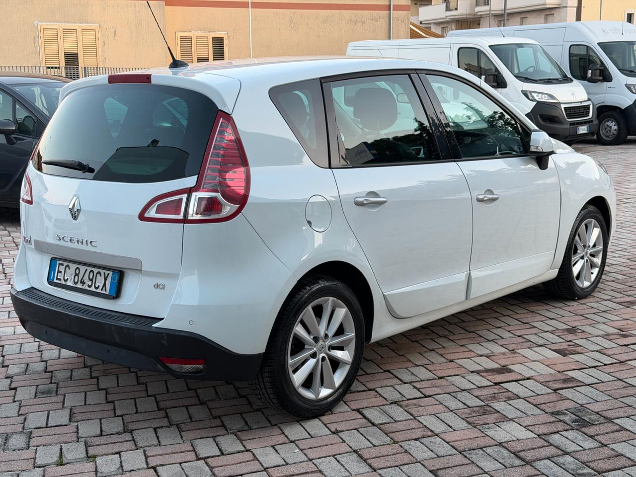 Scénic 2.0 dCi 150CV Proactive Luxe (automatica)