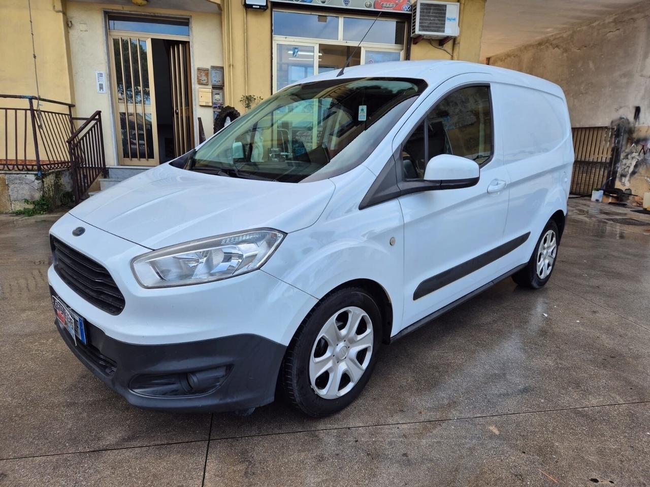 Ford Transit Courier 1.5 TDCi 75CV Van Entry