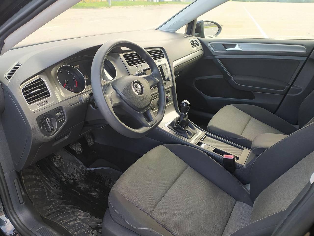 Volkswagen Golf Comfortline 1.6 TDI 110CV Bl #9567