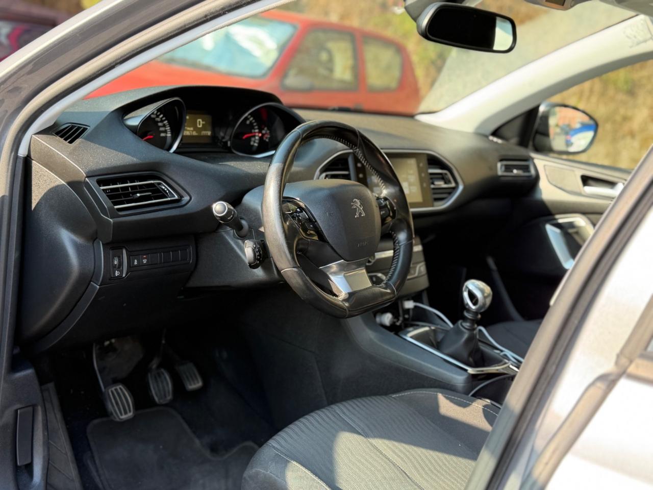 Peugeot 308 BlueHDi 120cv euro6 - 2016 manuale