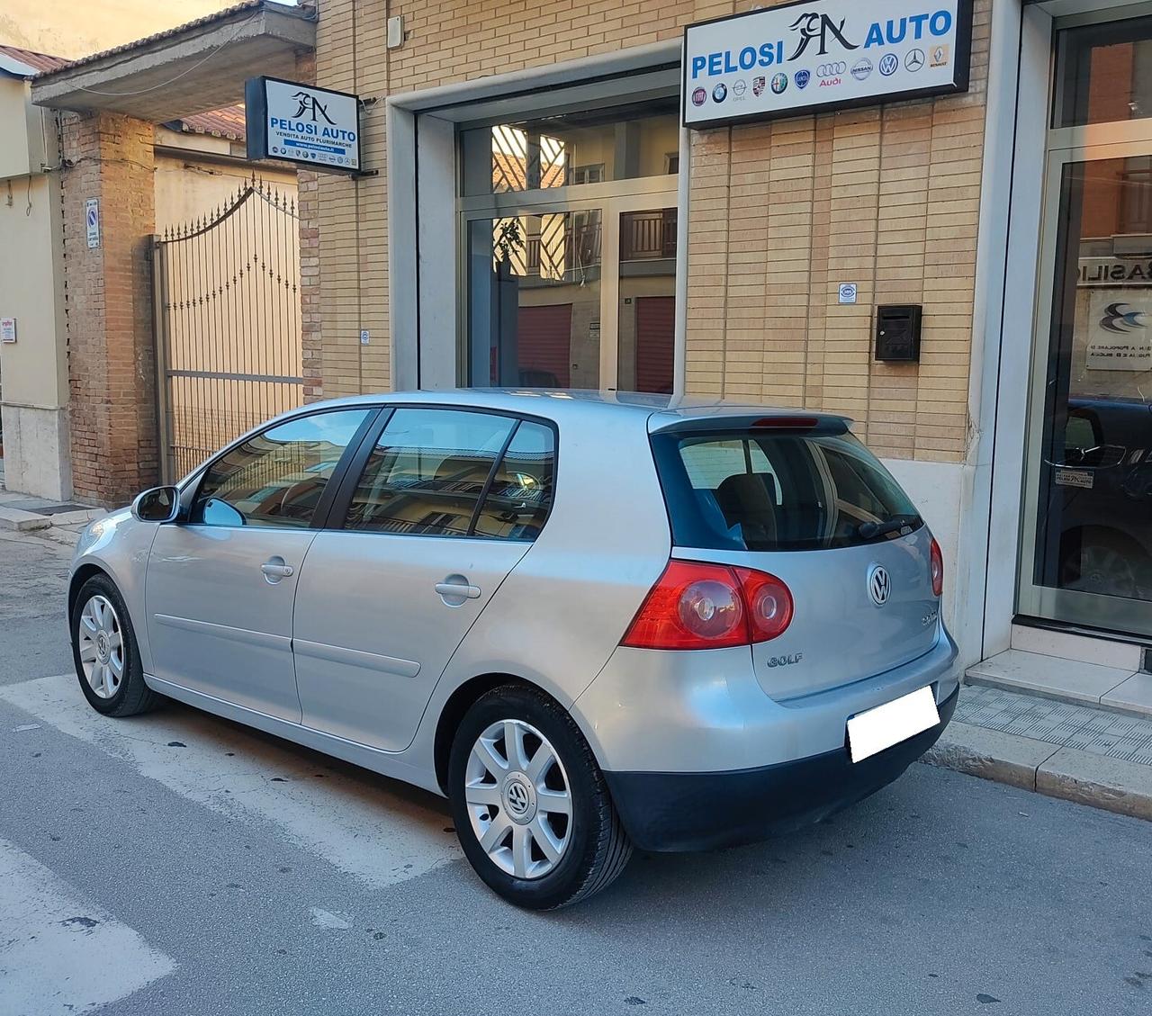Volkswagen Golf 2.0 TDI 140 cv 5p. Comfortline