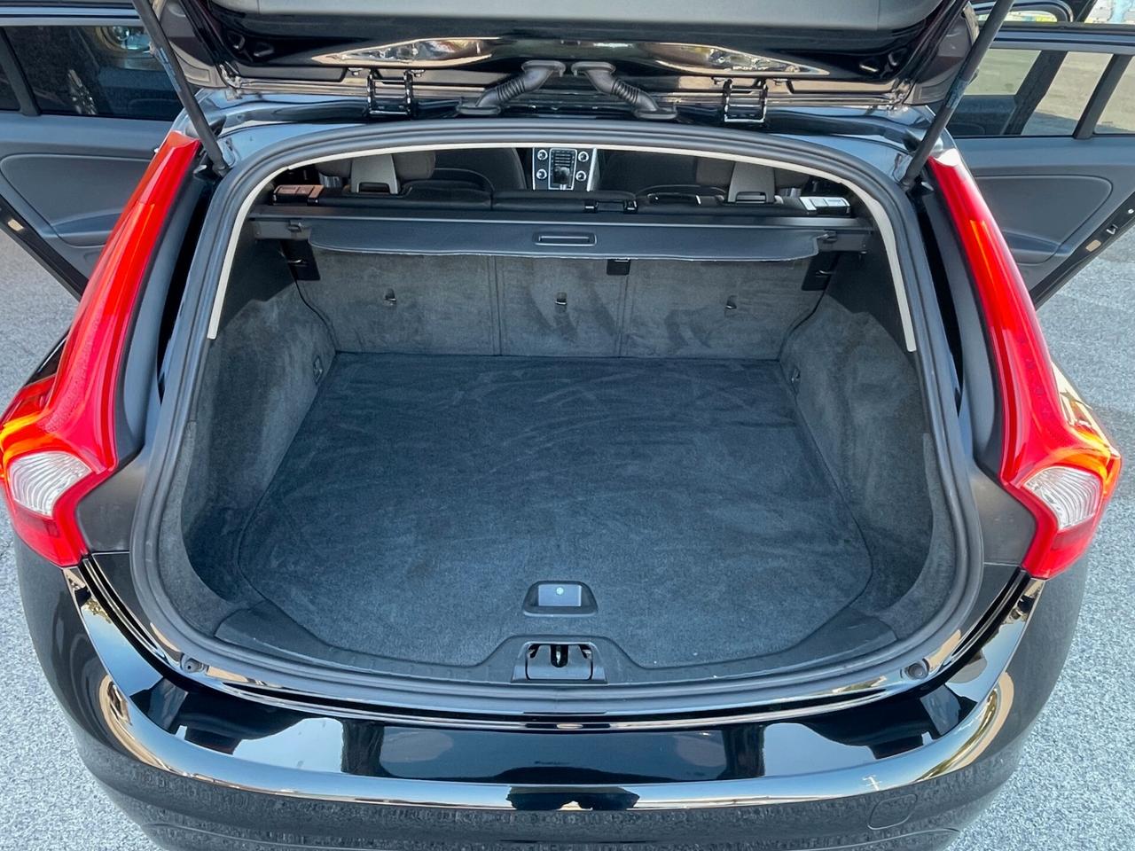 Volvo V60 D2 1.6 Kinetic