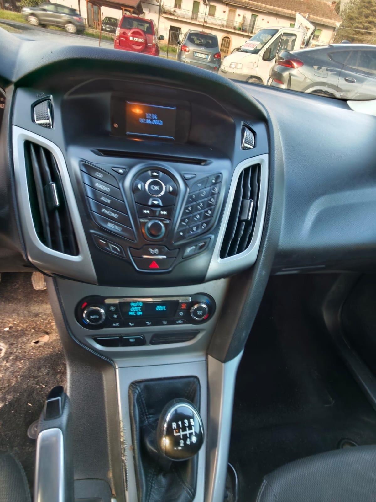 Ford Focus 1.6 TDCi 95 CV SW motore revisionato un anno fa