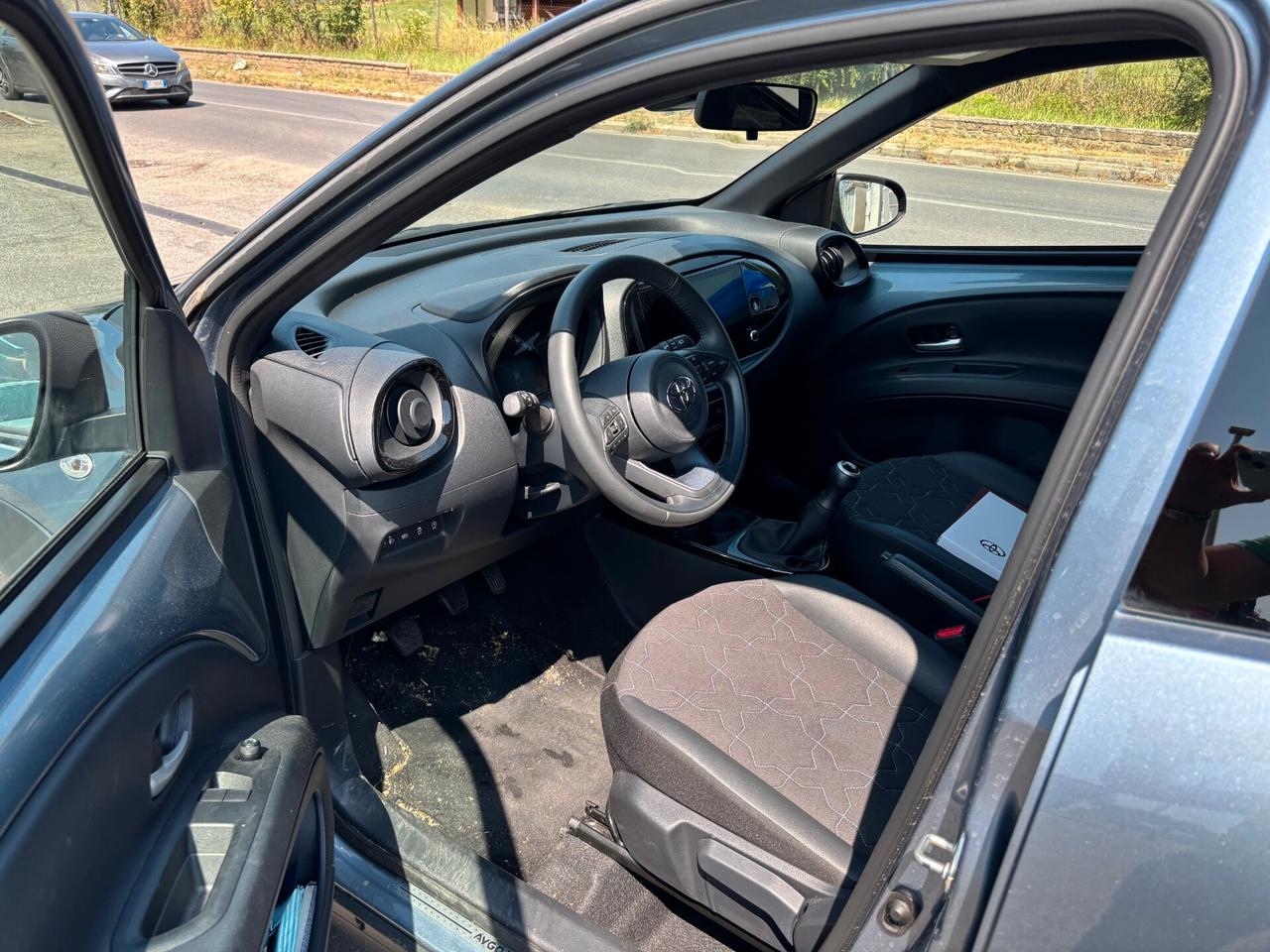 Toyota Aygo X 1.0 VVT-i 72 CV 5 porte Active UNIPRO', FULL FULL, Km 11000, PREZZO VERO!!!!!!!
