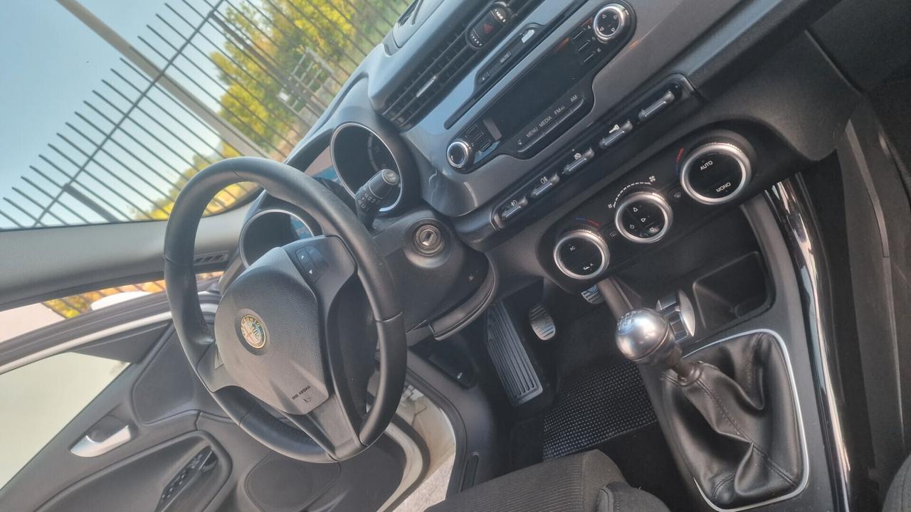 Alfa Romeo Giulietta 1.6 JTDm-2 105 CV EXCLUSIVE - 2013