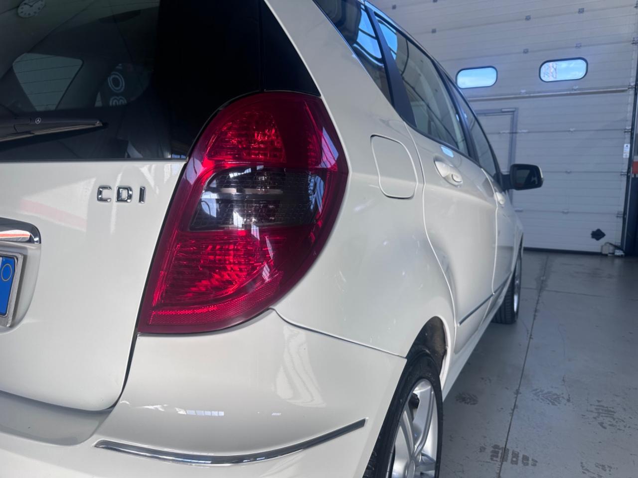 Mercedes-benz A 180 160 CDI AUTOMATIC Premium