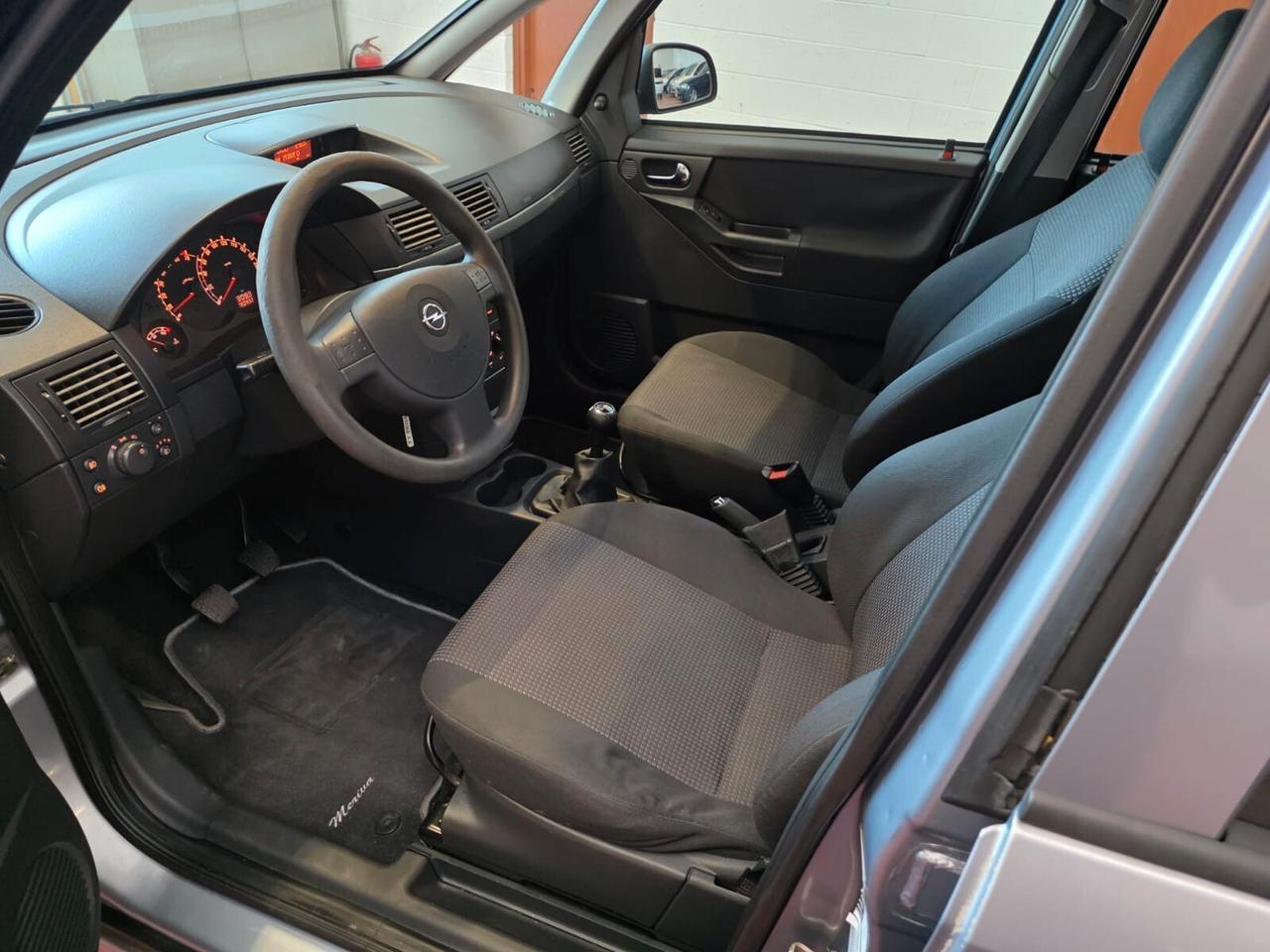 Opel Meriva 1.4 16V Cosmo neopatentati 90.000 KM !!!