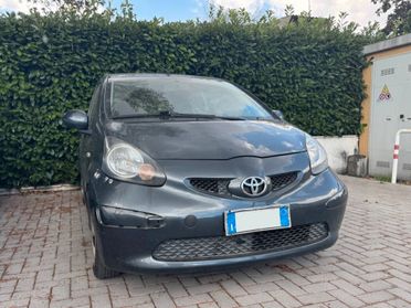 Toyota Aygo 1.0 | DISPONIBILE IN PRONTA CONSEGNA