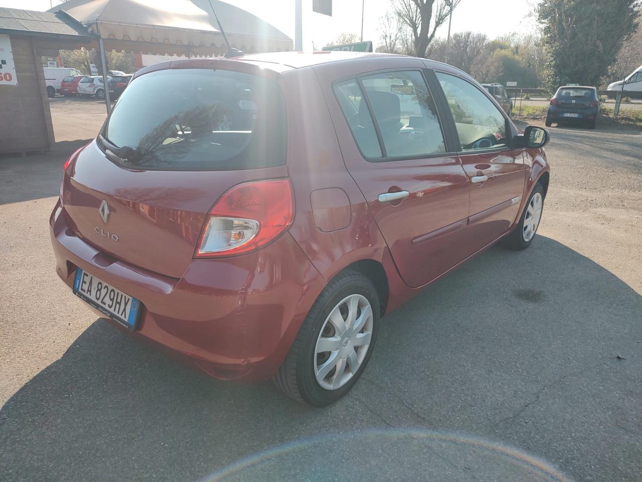 Renault Clio 1.2 16V 5 porte Dynamique, BENZINA\GPL, SOLO 54.000 KM, OK NEOPATENTATI, GARANZIA L.12 MESI