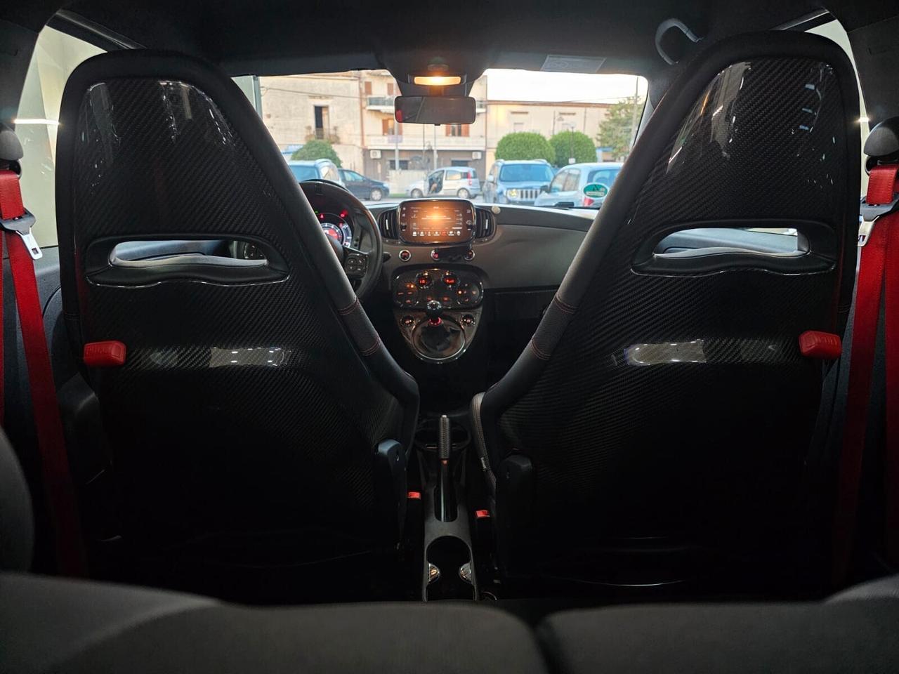 Abarth 595 1.4 Turbo T-Jet 180 CV Esseesse