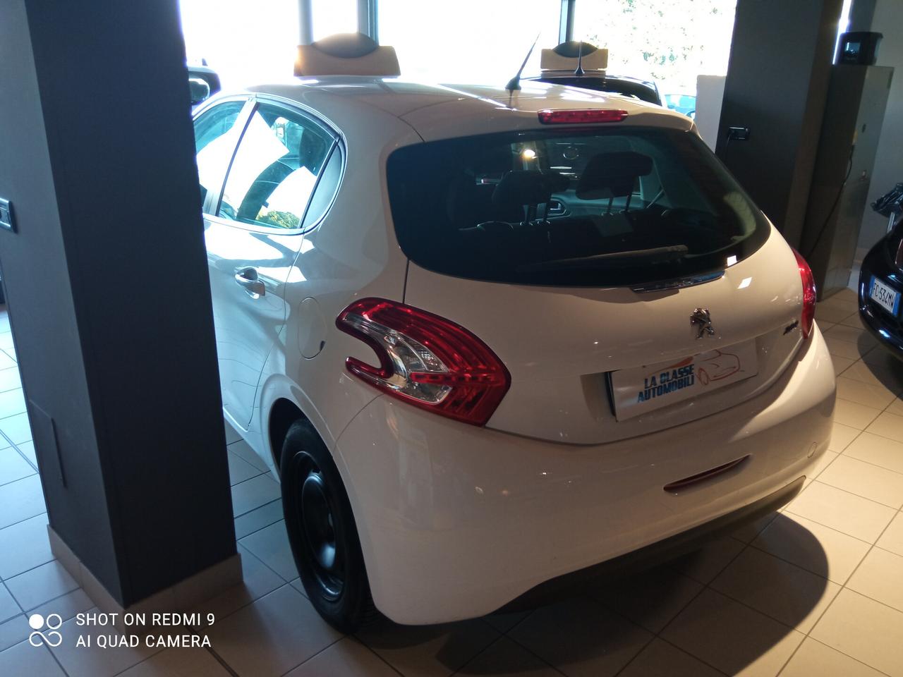 Peugeot 208 1.4 HDi 68 CV 5 porte Allure NEOPATENTATI