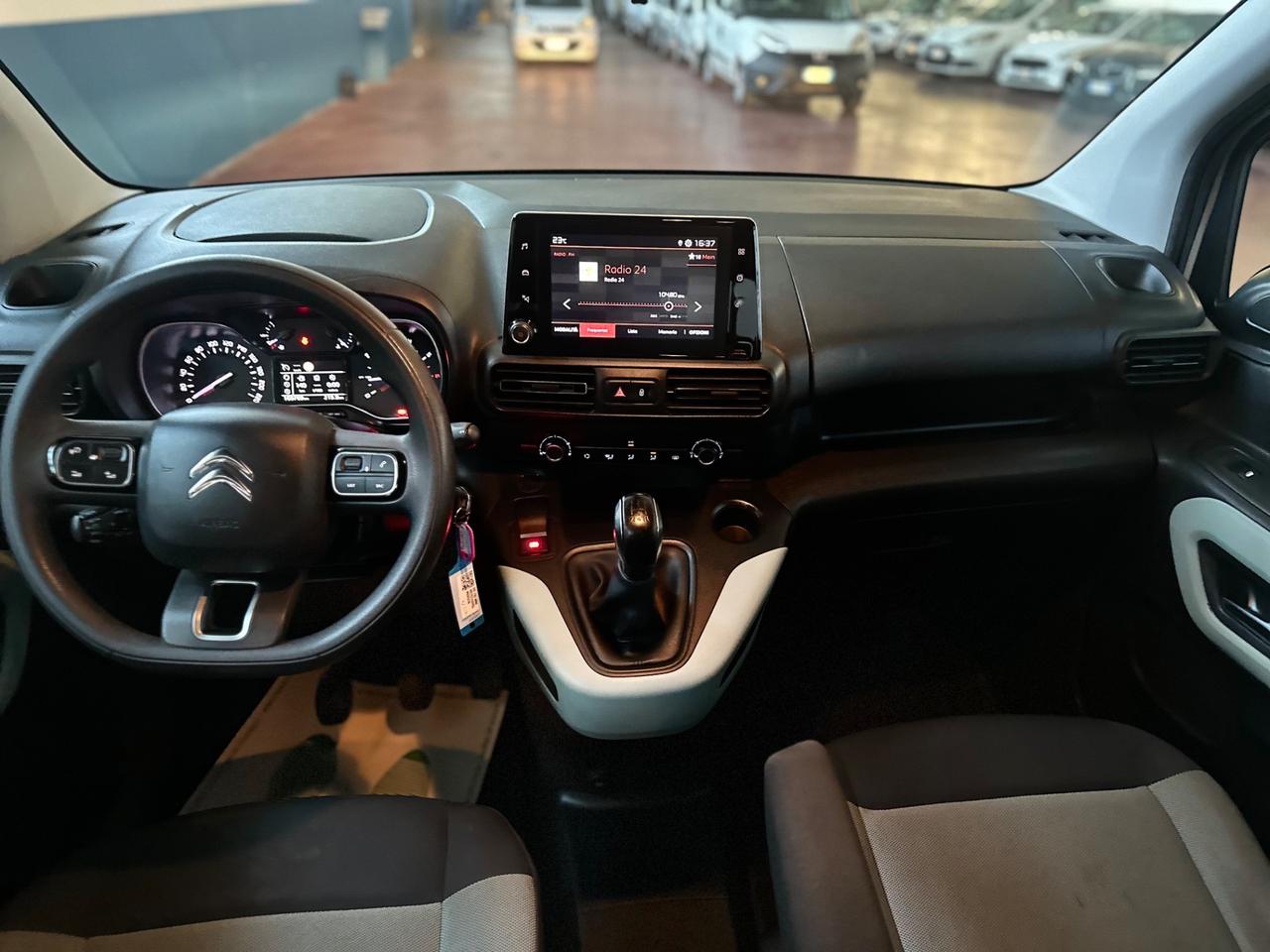 Splendido Citroen Berlingo/ monovolume/2020