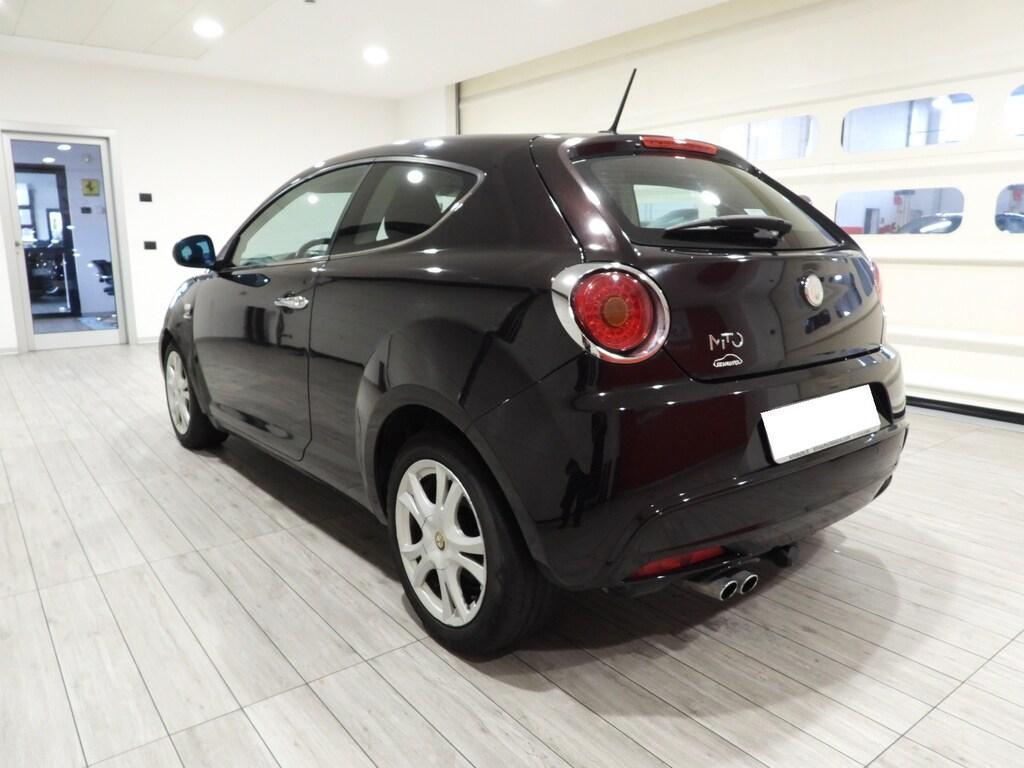 Alfa Romeo MiTo 1.4 TB Distinctive Sport Pack