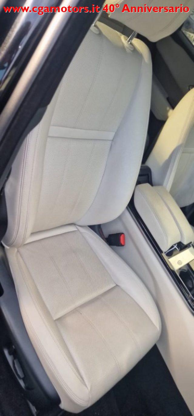 LAND ROVER Range Rover Velar 2.0D I4 240 CV R-Dynamic S