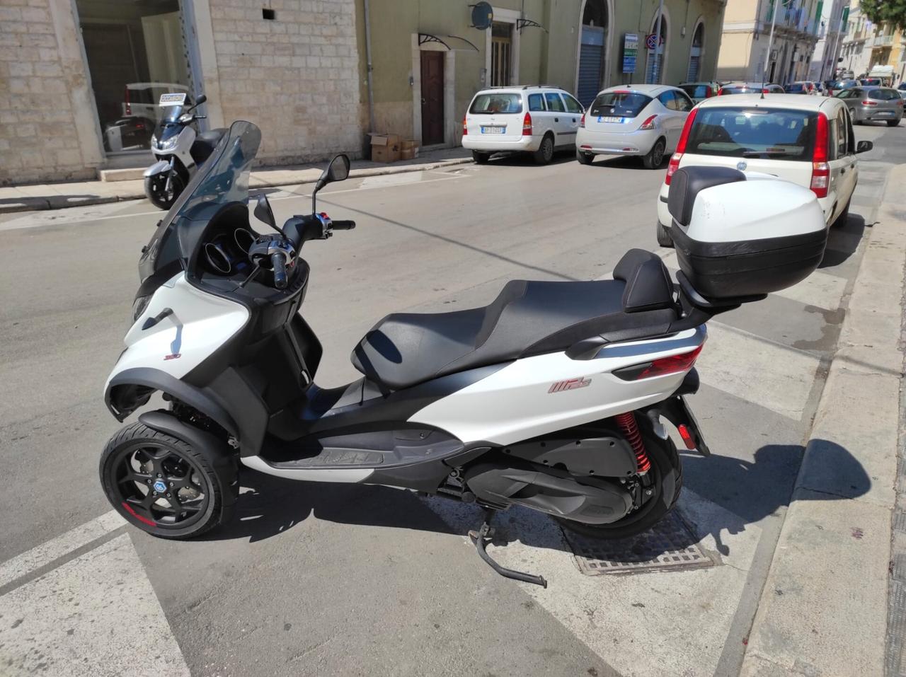 PIAGGIO MP3 350 SPORT ABS PATENTE B 4000KM 2019