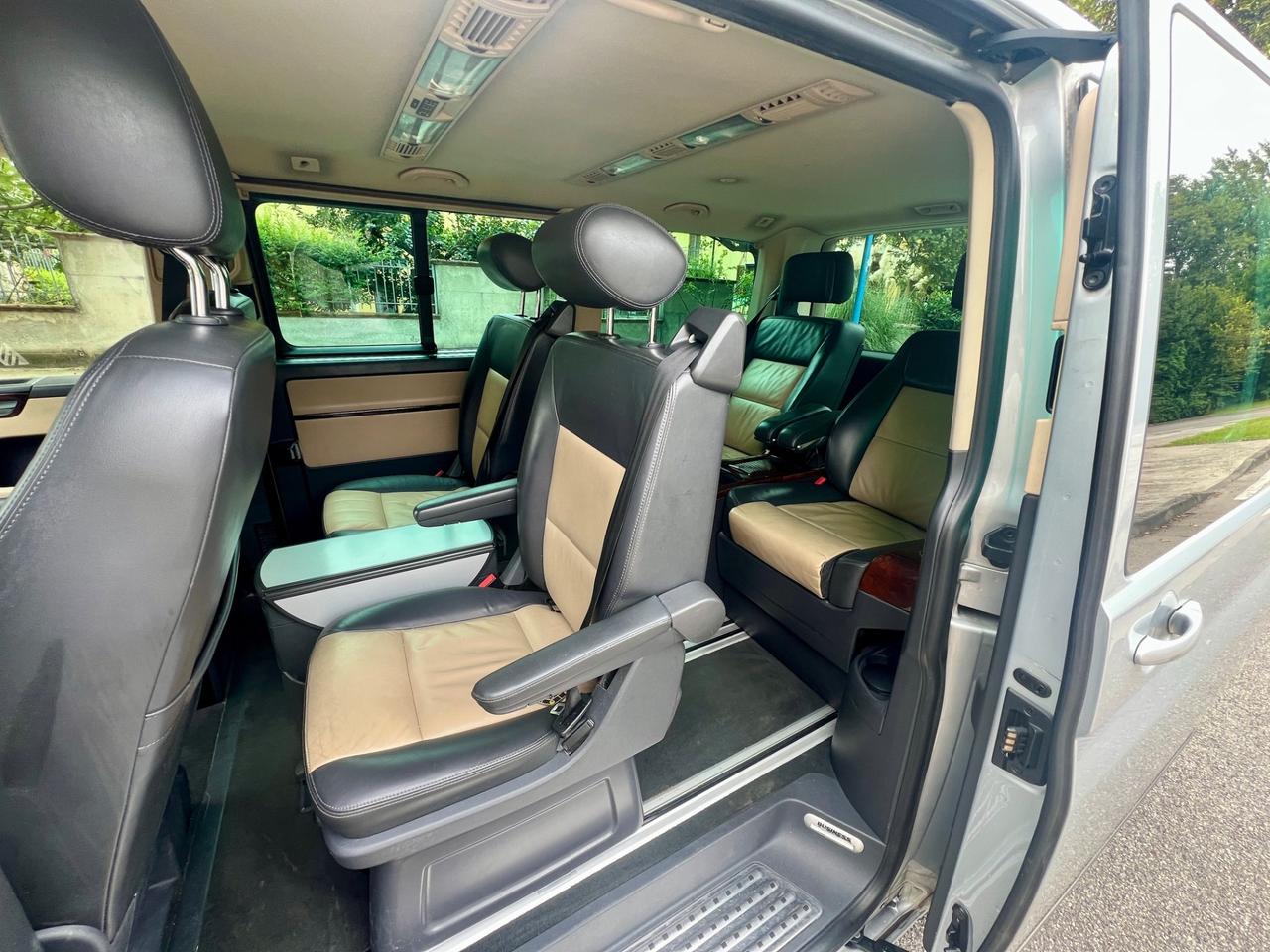 Volkswagen Multivan 2.0 BiTDI 180CV DSG 4 Motion Highline