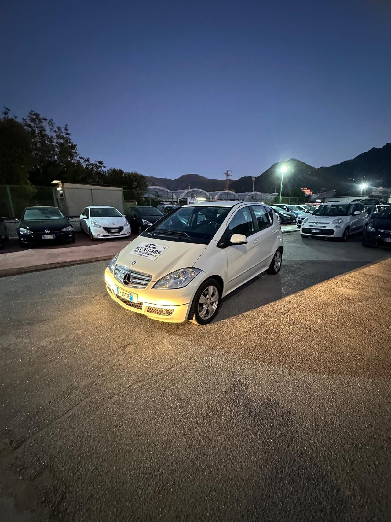 Mercedes-benz A 160 CDI BlueEFFICIENCY Avantgarde