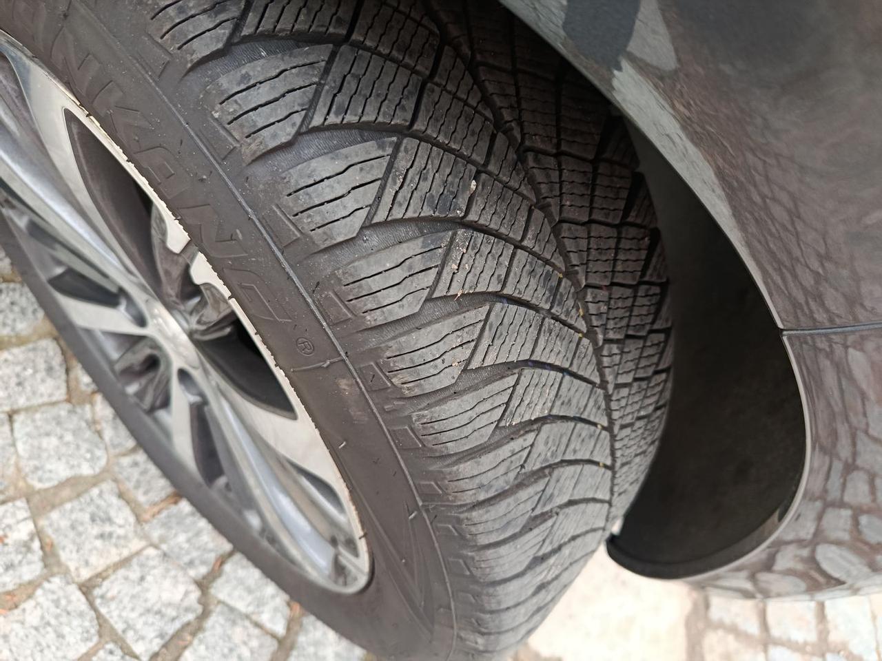 Peugeot 208 Allure 1.2 PureTech 82 #8383