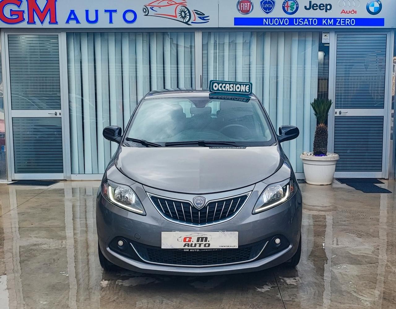 Lancia Ypsilon 1.0 5 porte Hybrid Gold 2023