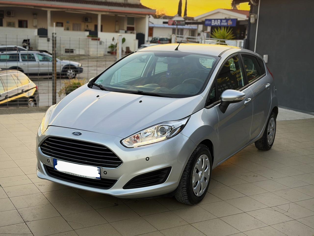 Ford Fiesta 1.5 TDCi 95CV 5 porte Titanium Garanzia 12 Mesi