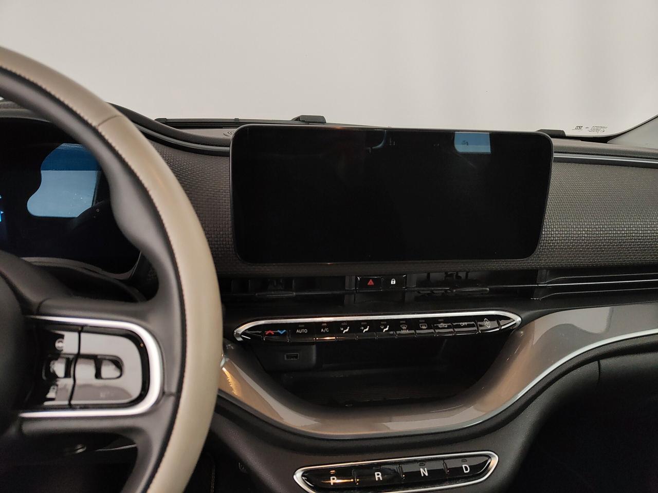 Fiat 500e Berlina 42 kWh La Prima