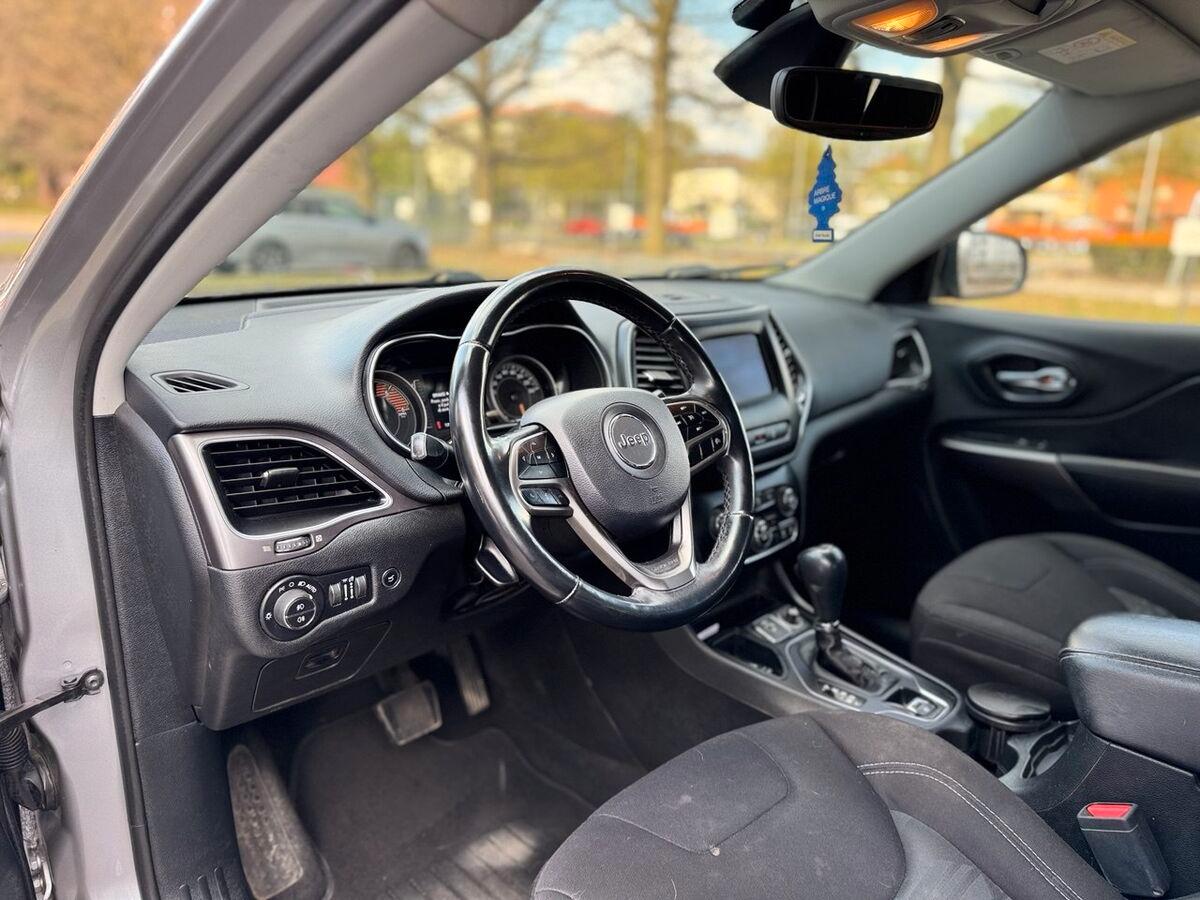 Jeep Cherokee 2.2 mjt Limited fwd auto