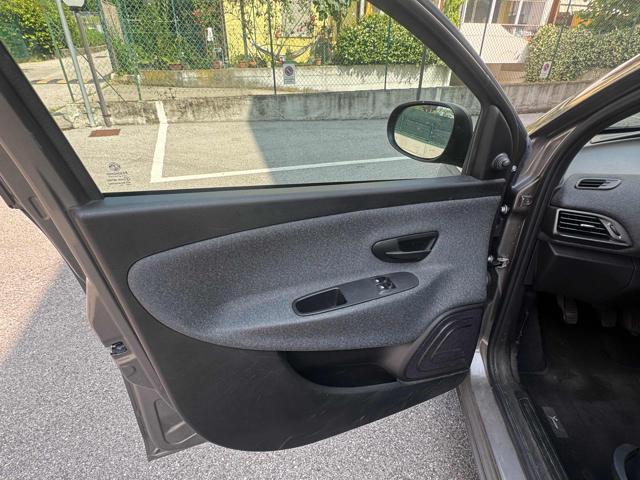 LANCIA Ypsilon 1.2 69 CV 5 porte GPL Ecochic Elefantino Blu