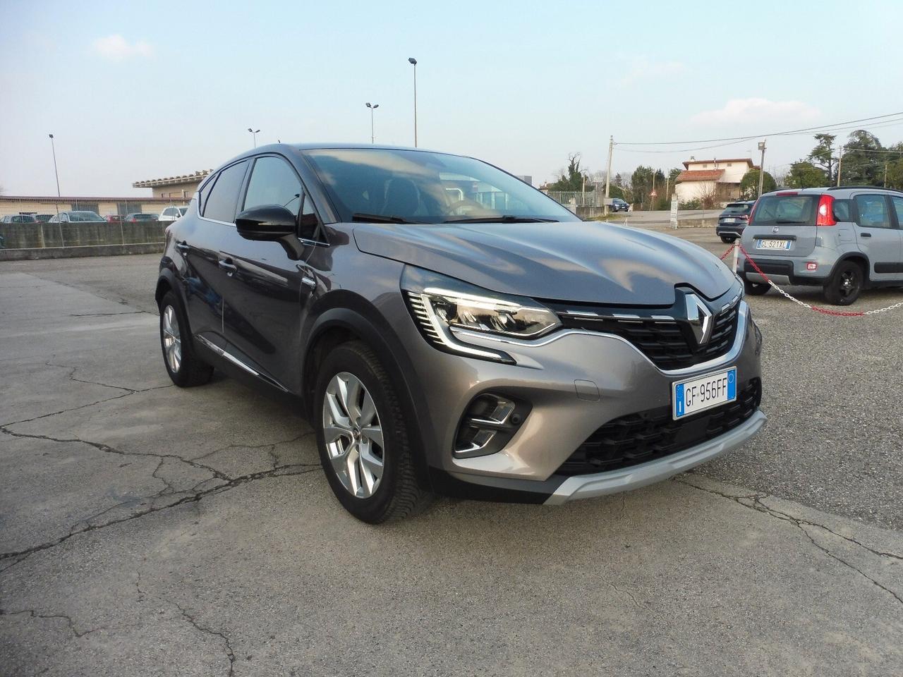 Renault Captur TCe 100 CV Intens
