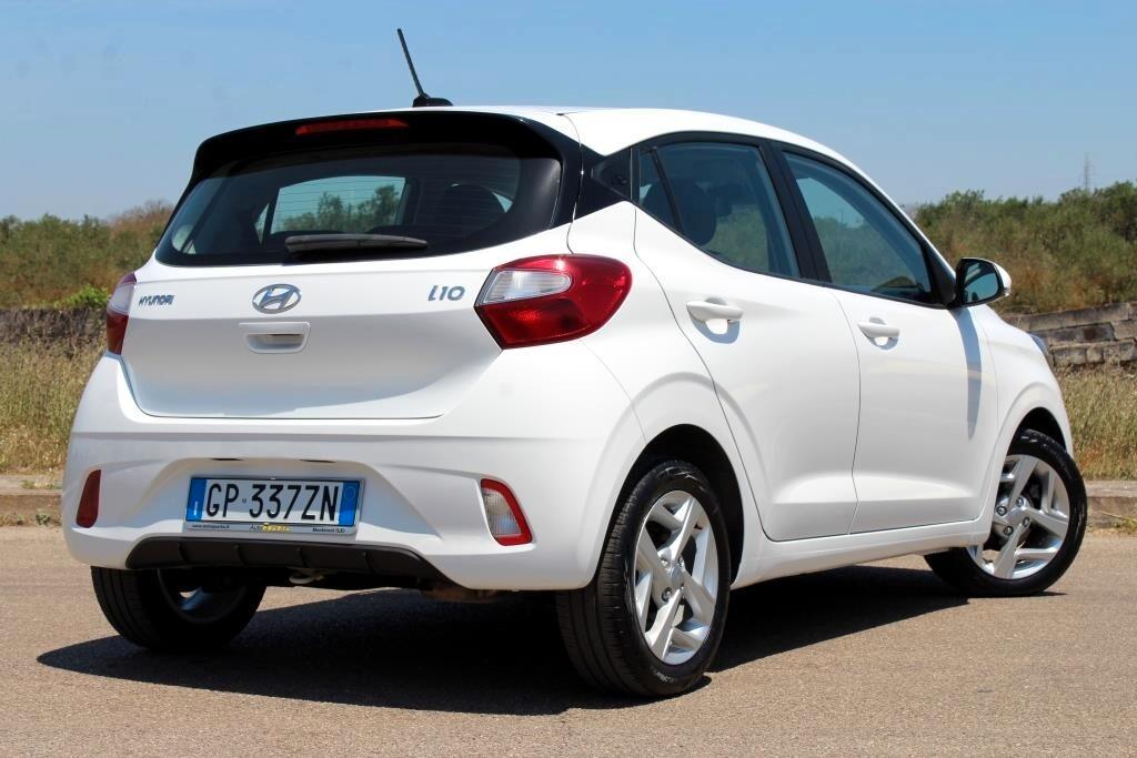 HYUNDAI i10 1.0 MPI *Carplay