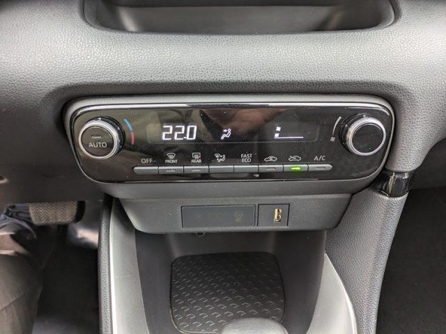 TOYOTA Yaris 1.5 Hybrid PROMO BLACK FRIDAY