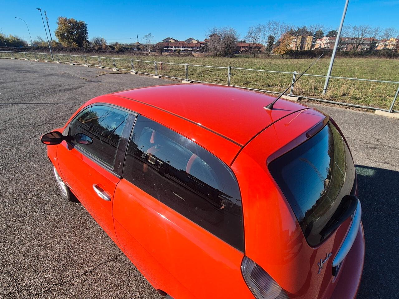 Lancia Ypsilon 1.2 Benzina 72000 km NEOPATENTATO