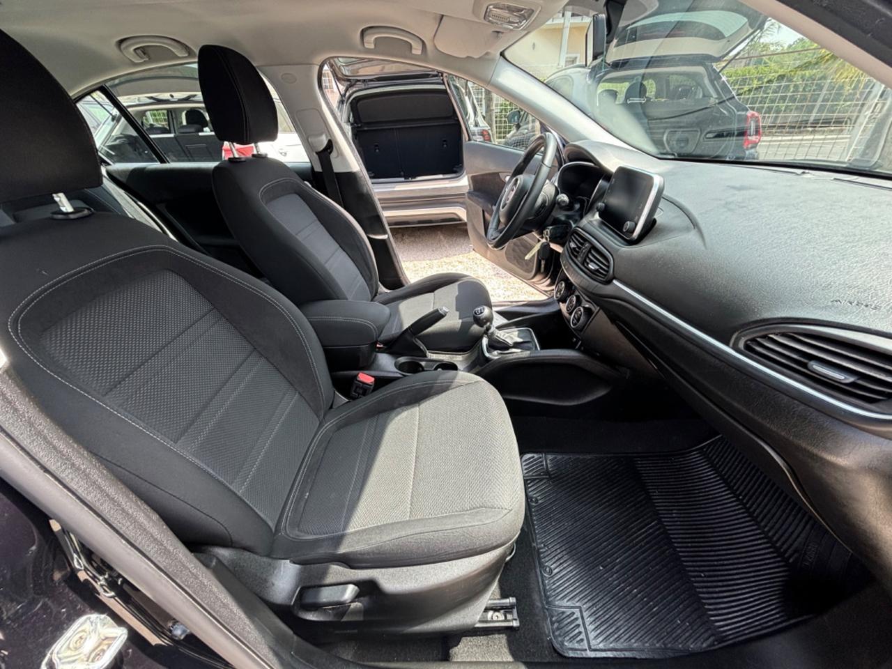 FIAT TIPO 1.4 5P LOUNGE 95CV FULL OPT