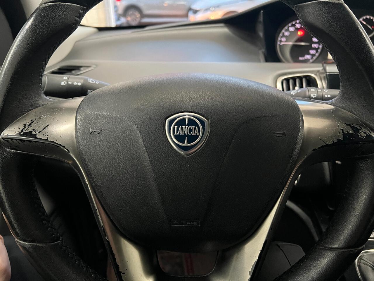 Lancia Ypsilon 1.3 MJT 16V 95 CV 5 porte S&S Platinum