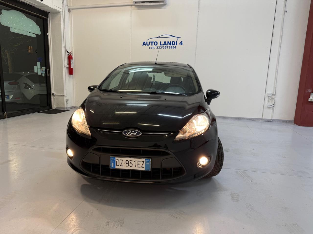 Ford Fiesta 1.4 TDCi 68CV 5 porte Titanium
