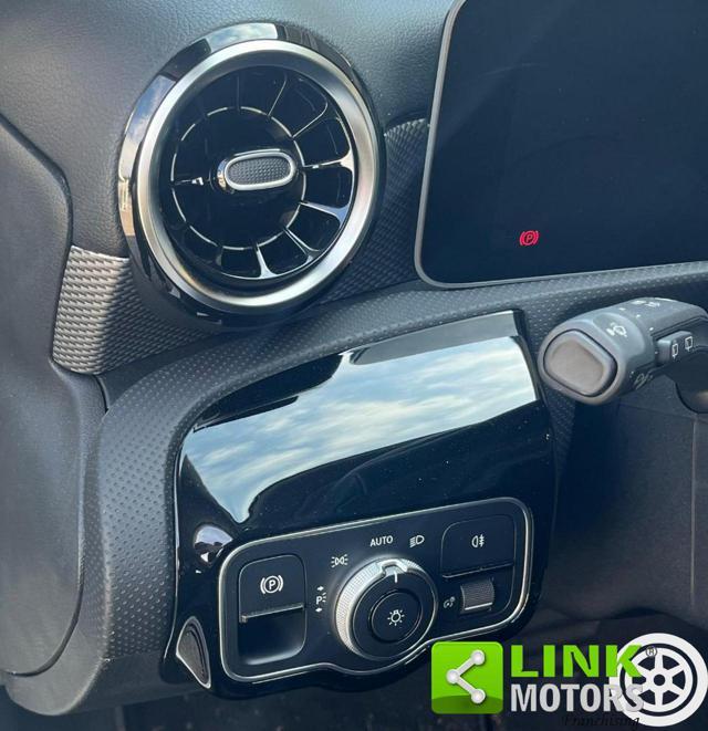 MERCEDES-BENZ A 200 Sport