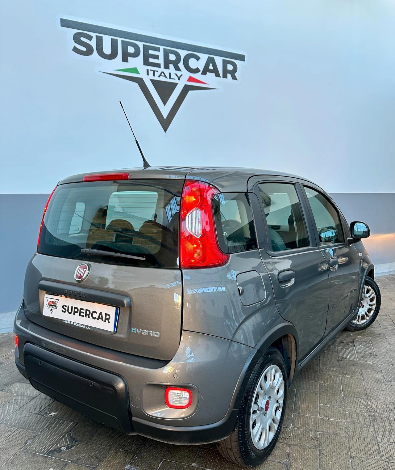 Fiat Panda 1.0 Hybrid/Benz, Pari al nuovo, Uni pro, si neopa