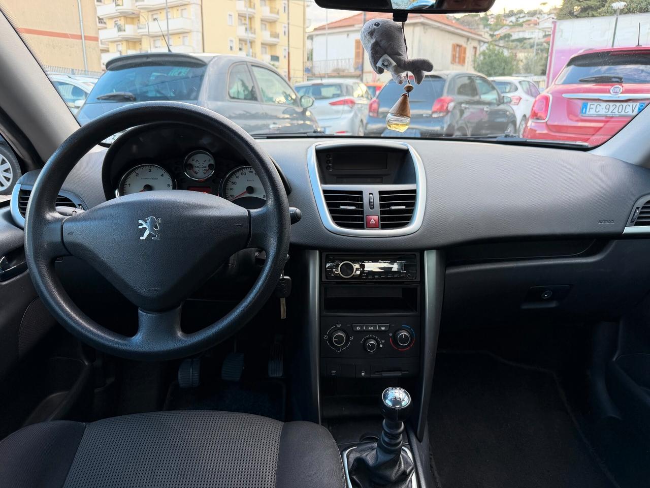 Peugeot 207 1.6 8V HDi 112CV CC Allure