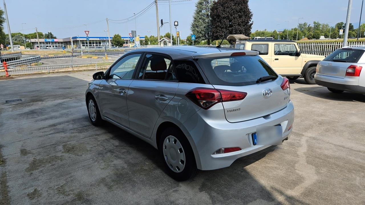 Hyundai i20 1.0 T-GDI 5p. Active Login