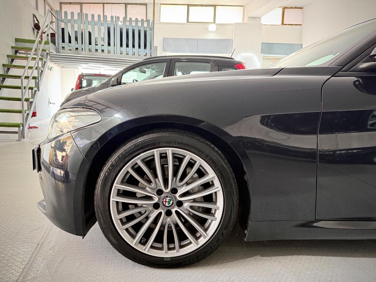 Alfa Romeo Giulia 2.2 Aziendale Turbodiesel 150cv AT8 Super