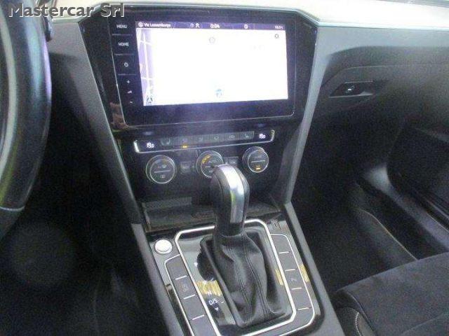 VOLKSWAGEN Passat Berlina 2.0 tdi SCR Executive 190cv dsg - GC157KR