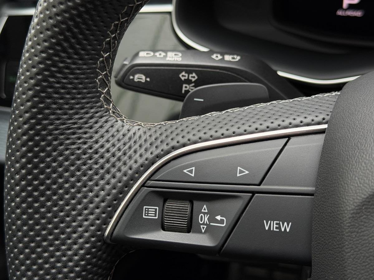 New Audi Q8 50TDI Quattro S-line Identity Black 286CV