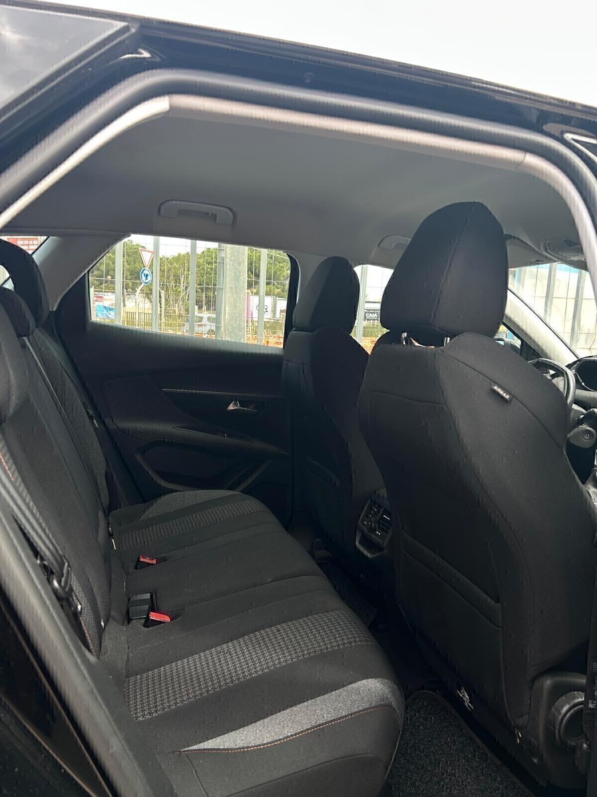 Peugeot 3008 1.5 BlueHDi Business Iva deducibile